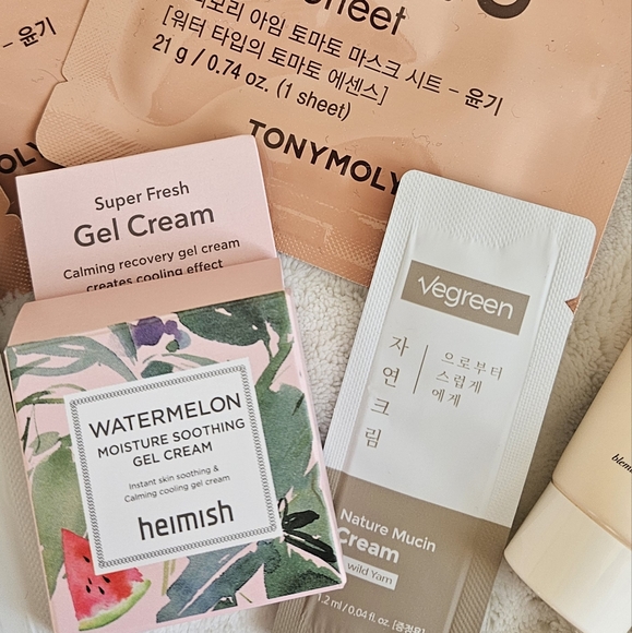 Massive Skincare Sample / Travel Size Lot - Picture 6 of 7